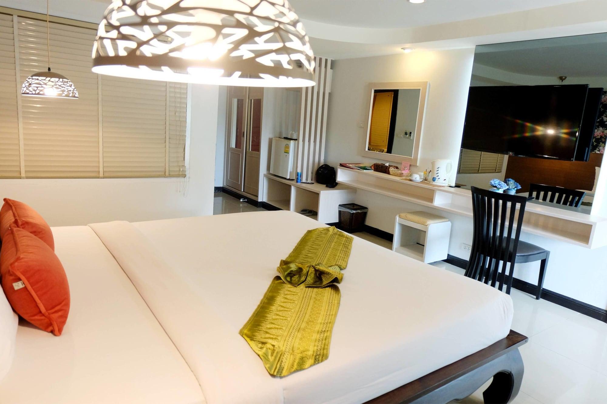 Grandhill Resort&Spa Nakhon Sawan Exterior foto