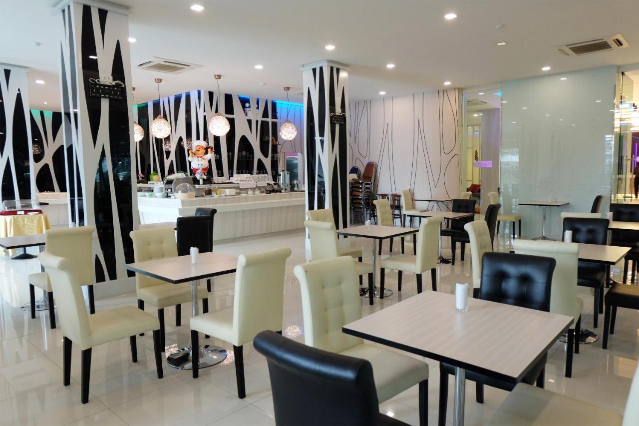 Grandhill Resort&Spa Nakhon Sawan Exterior foto